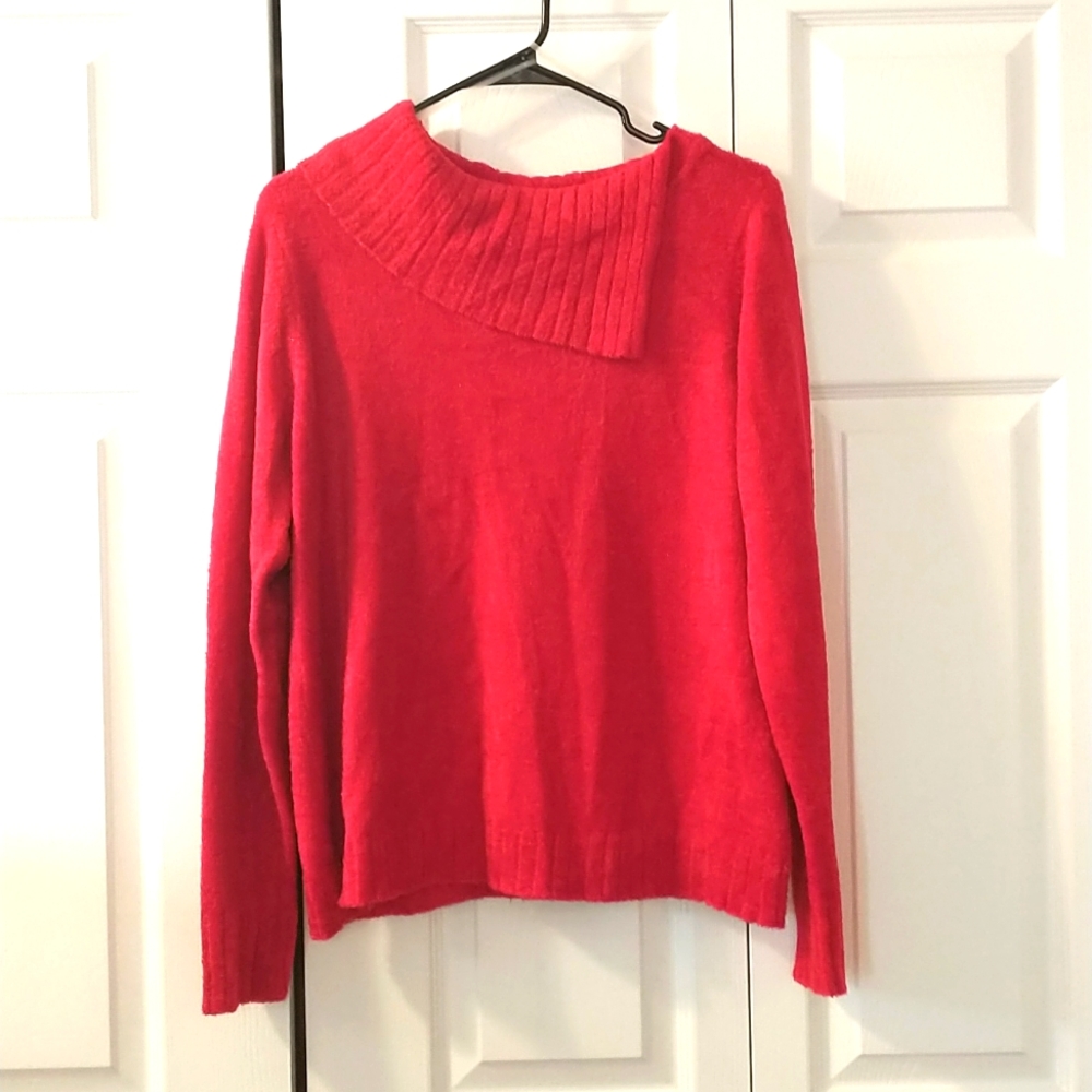 Beautiful Worthington sweater in red size XL